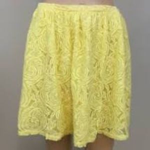NWT Patterson J. Kincaid Yellow Lace Skirt